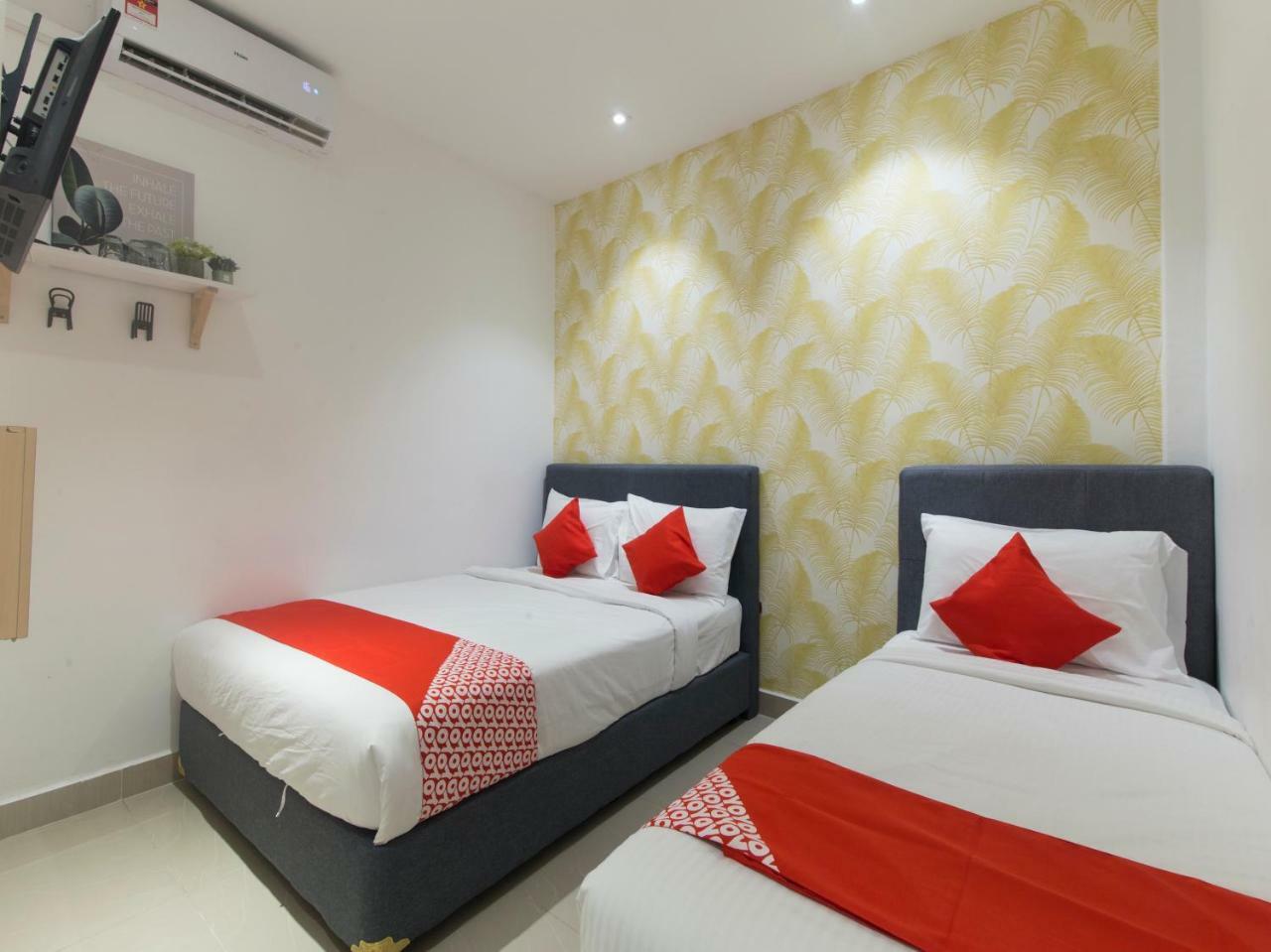 Oyo 90121 Summer House Bed & Cafe 吉隆坡 外观 照片