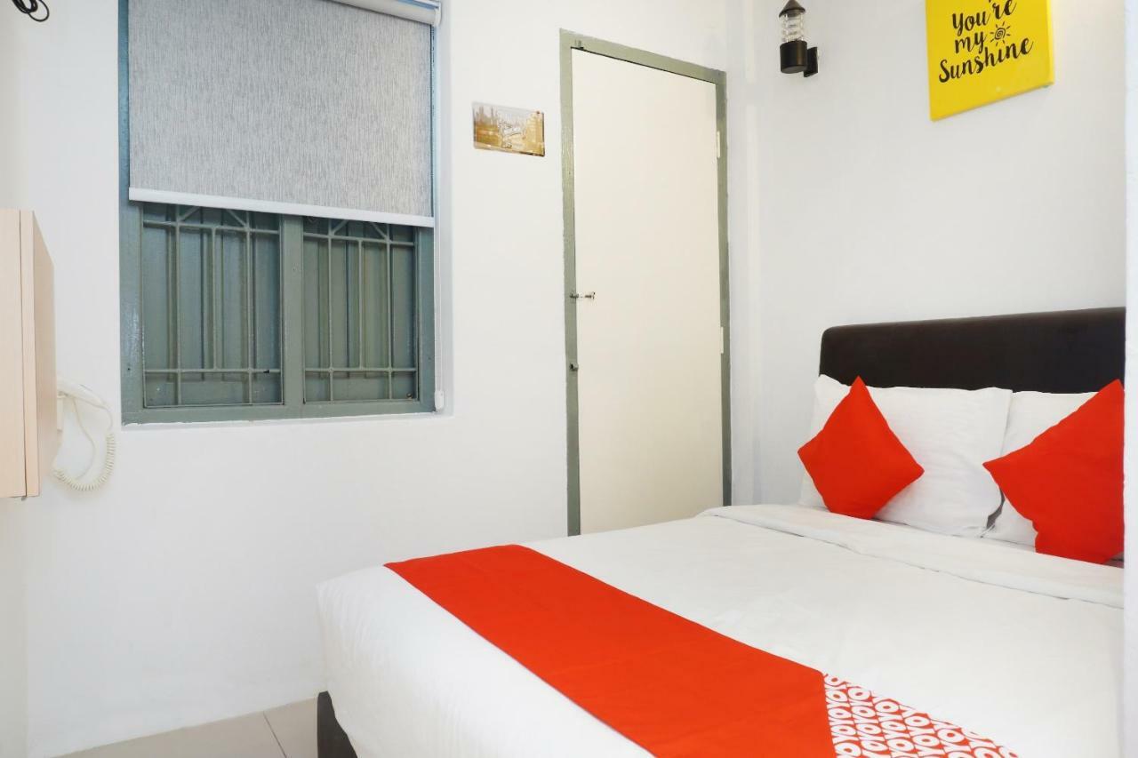 Oyo 90121 Summer House Bed & Cafe 吉隆坡 外观 照片